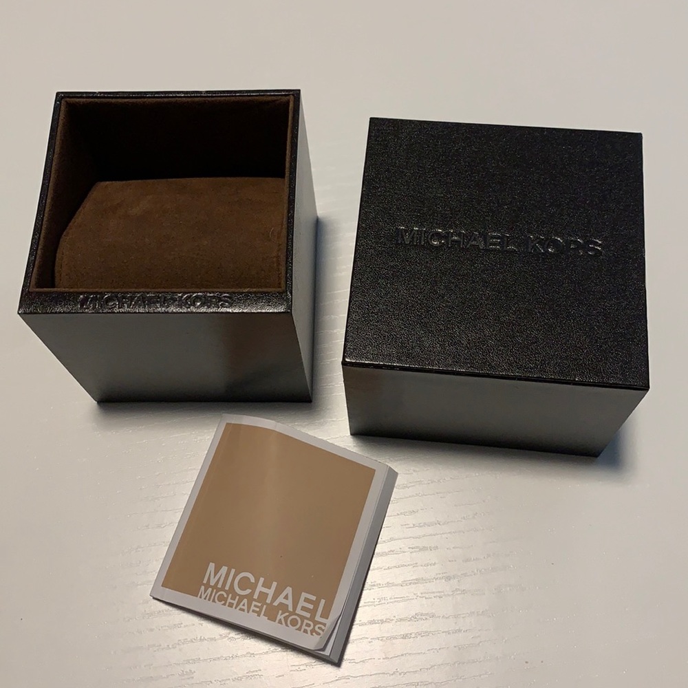 Michael Kors watch box